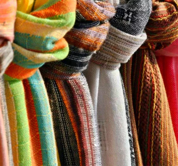 Tekstil Kumaş Çeşitleri – Farklı kumaş türleri ve desenleri