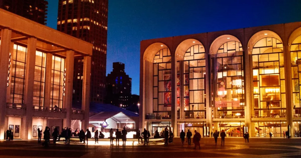 Koronavirüsten Korunma Sürecinde Evde Yapabileceğiniz Şeyler