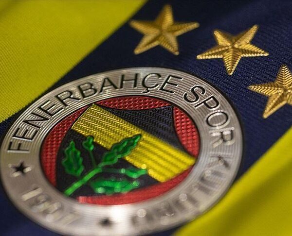 Dakotek, PAÜ Beyin Cerrahi ekibi için enfeksiyon geçirmeyen özel Fenerbahçe forması üretti